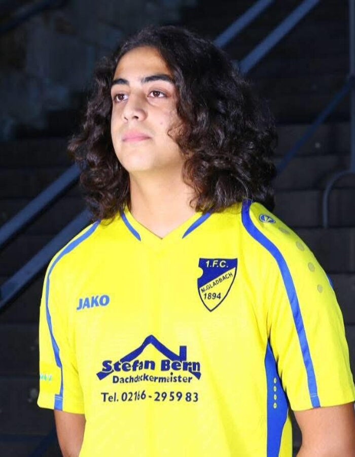 Coach Shaya as a player in Germany